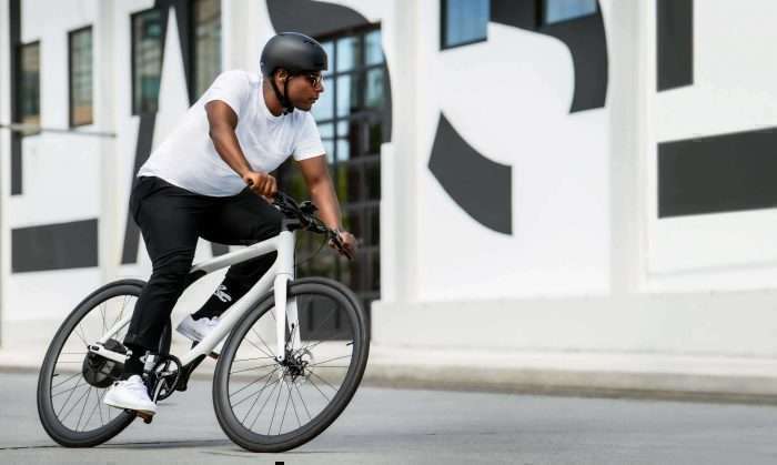 Vélo électrique carbone GOGORO EEYO 1S BLANC