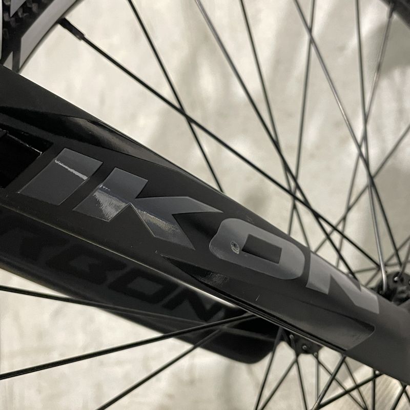 CHASE RSP 5.0 NOIR/GRIS EXPERT CUSTOM